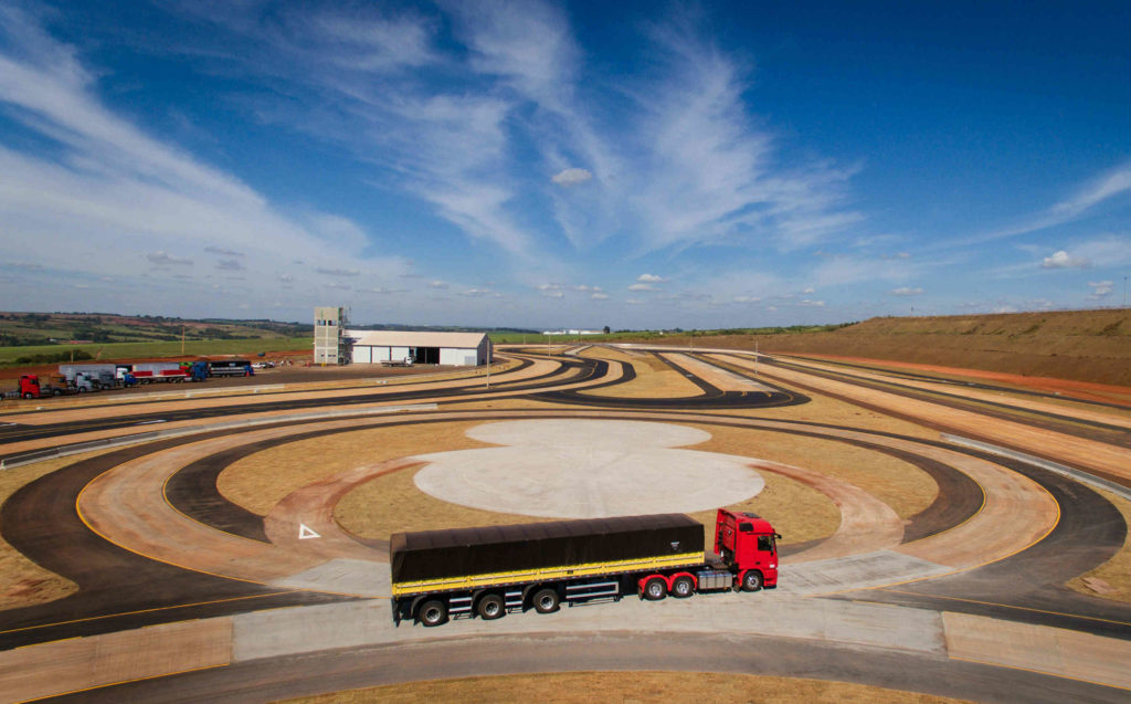 Campo de provas da Mercedes-Benz