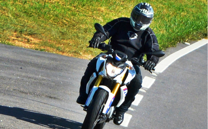 BMW G 310 R