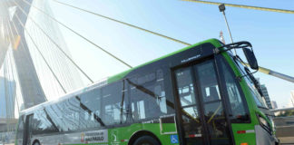 Ônibus urbano Volvo B250R em São Paulo