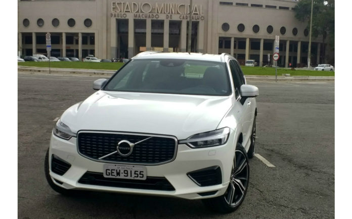 Volvo XC60 T8