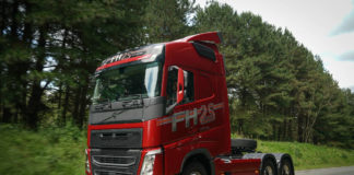 Volvo FH edição comemorativa “FH 25 anos”