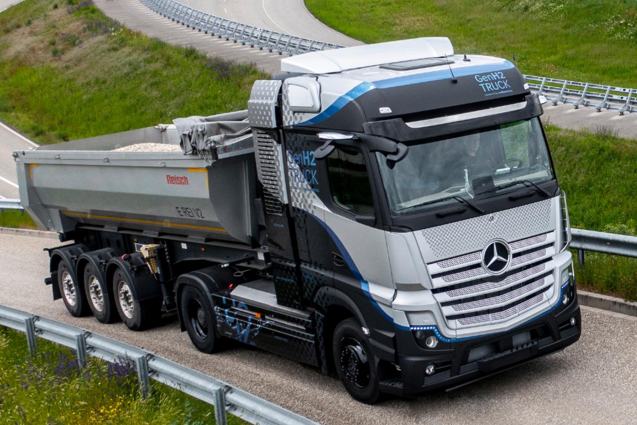 Mercedes Benz genh2