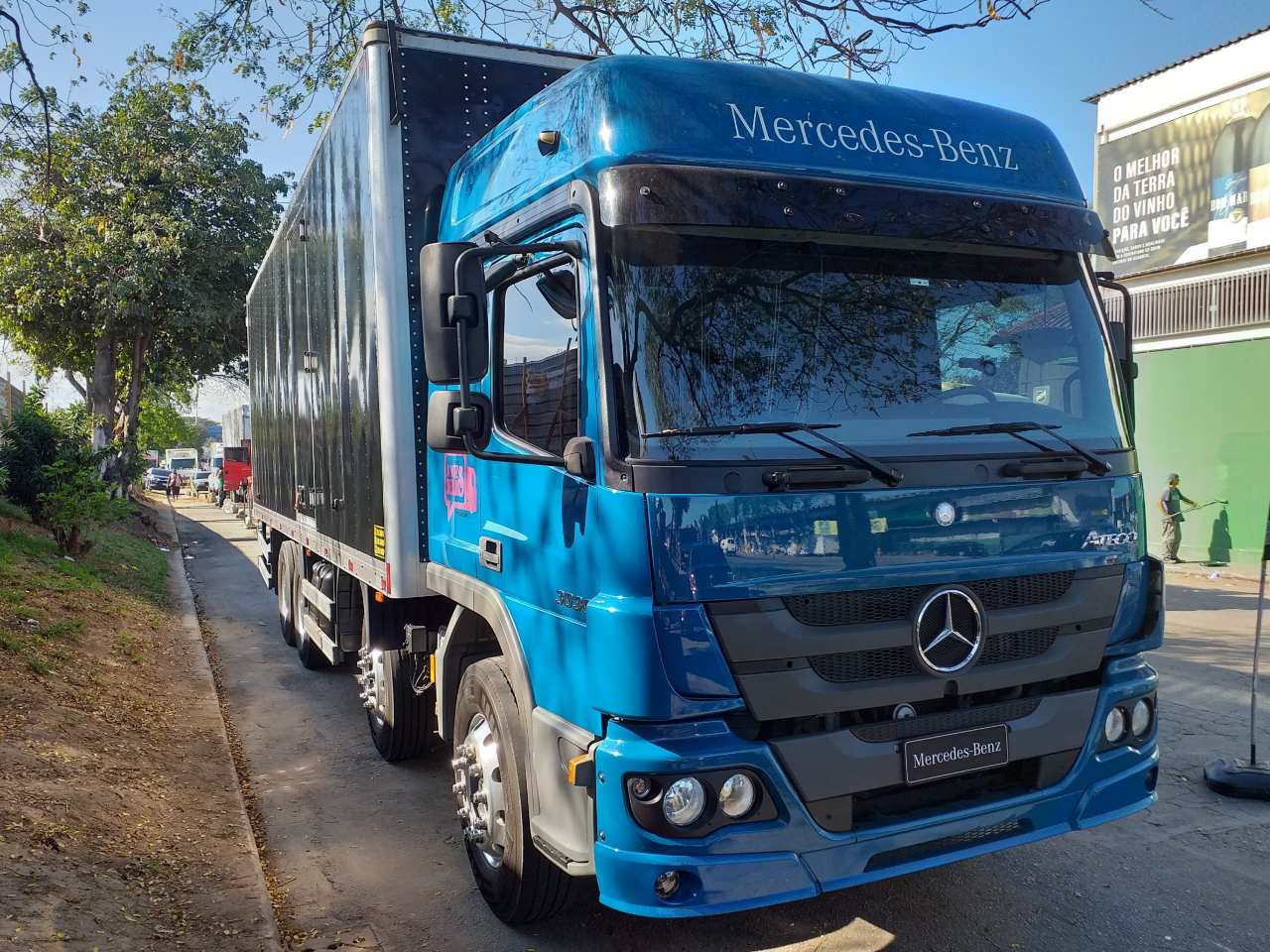 Mercedes-Benz Accelo 1316 6x2 - Na lógica do mercado - Roda Rio