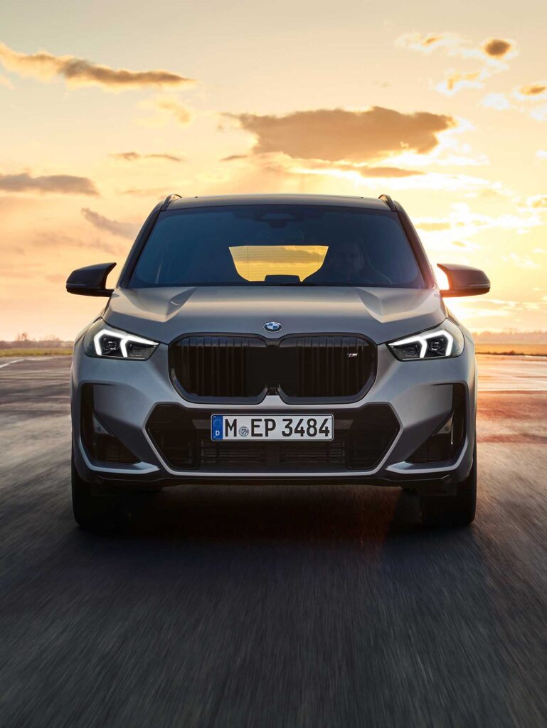 BMW apresenta versão esportivada do X1 no Brasil, a M Sport