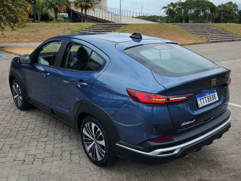 Luiza Kreitlon/AutoMotrix