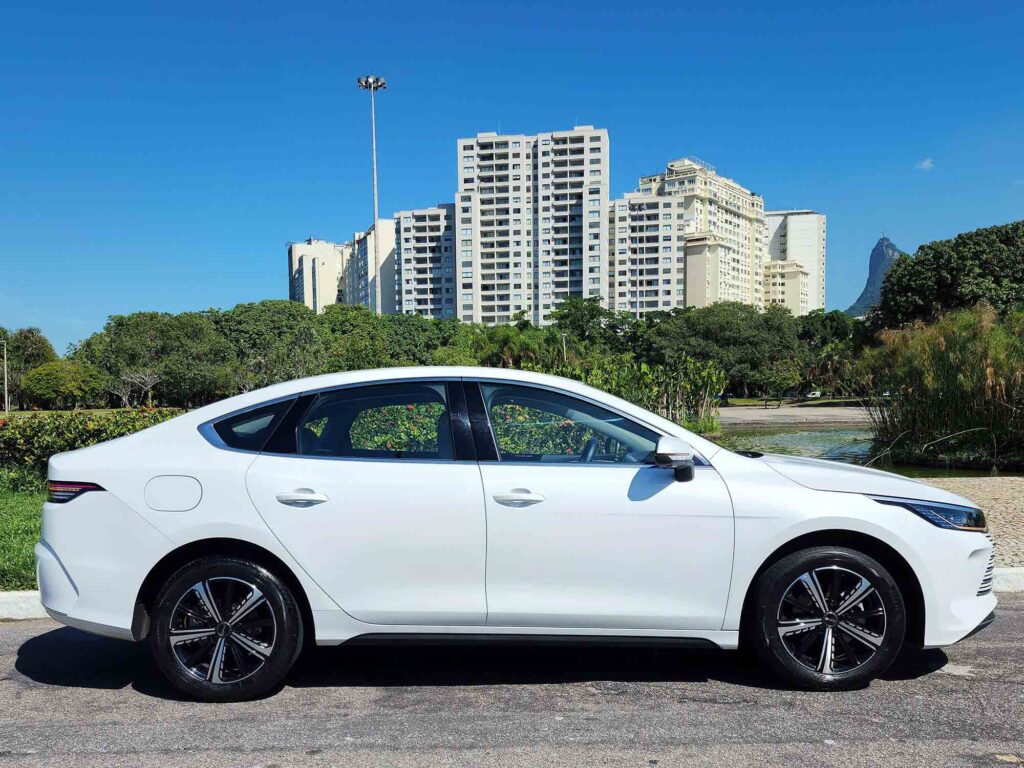 Luiza Kreitlon/AutoMotrix